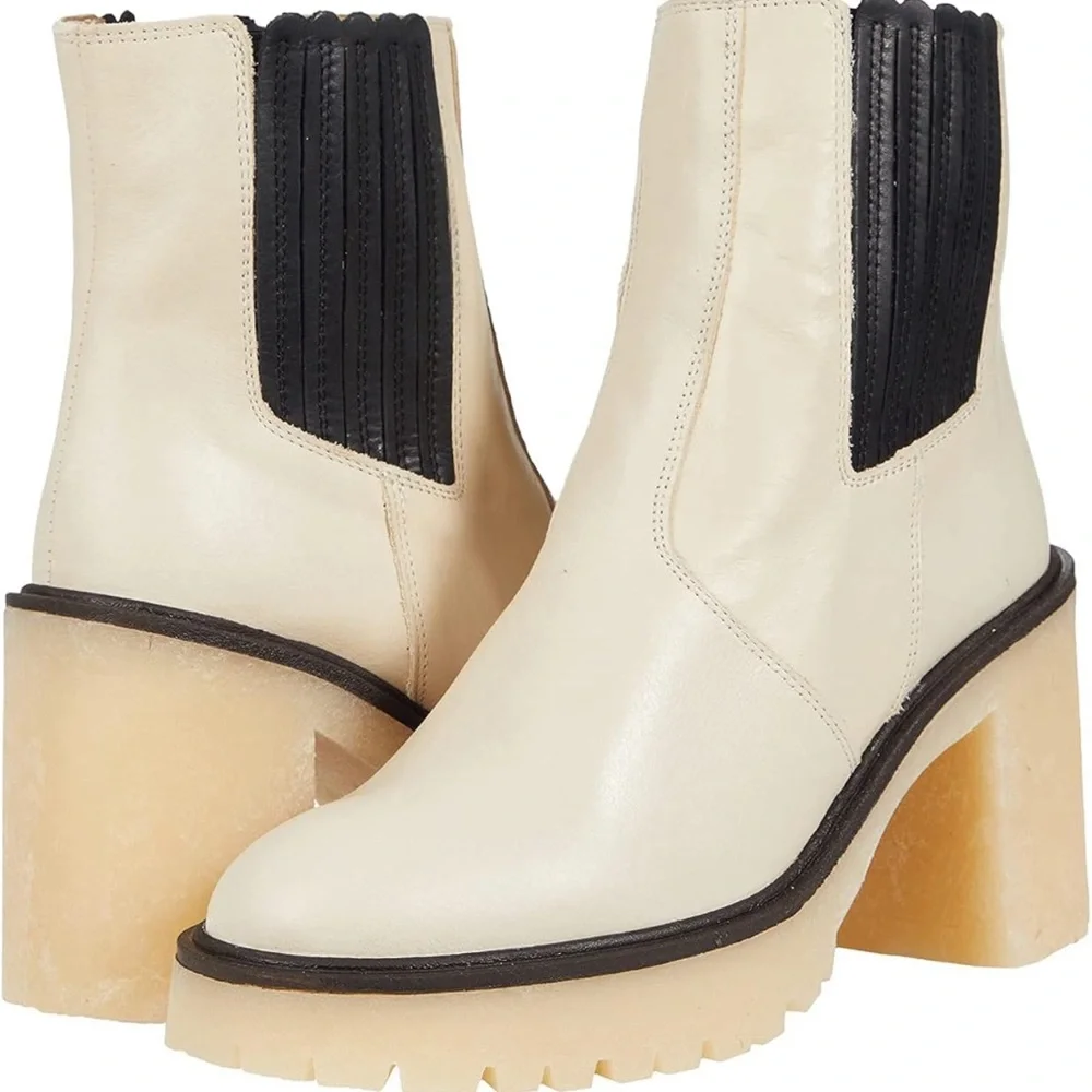 NWT Free People James Chelsea boots